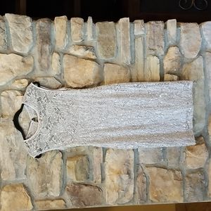 Roz & Ali Silver Sheath Dress ♥